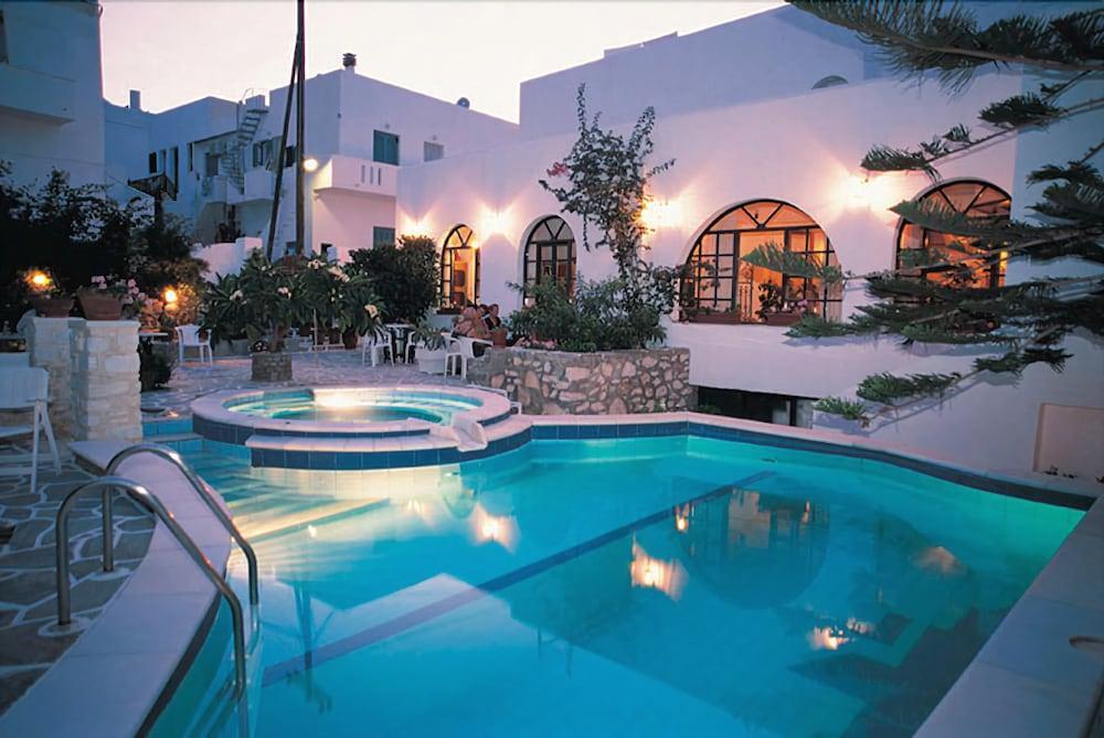 Atlantis Hotel