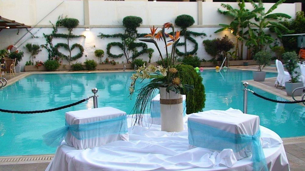 Hotel Western Plaza 4*