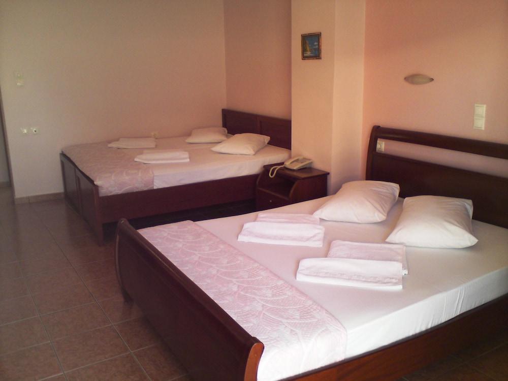 Hotel Faros Ii