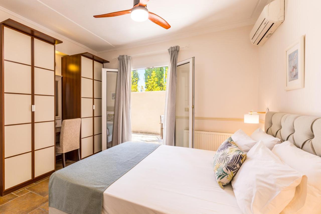 St. Nicholas House & Guest Apart. Villa *