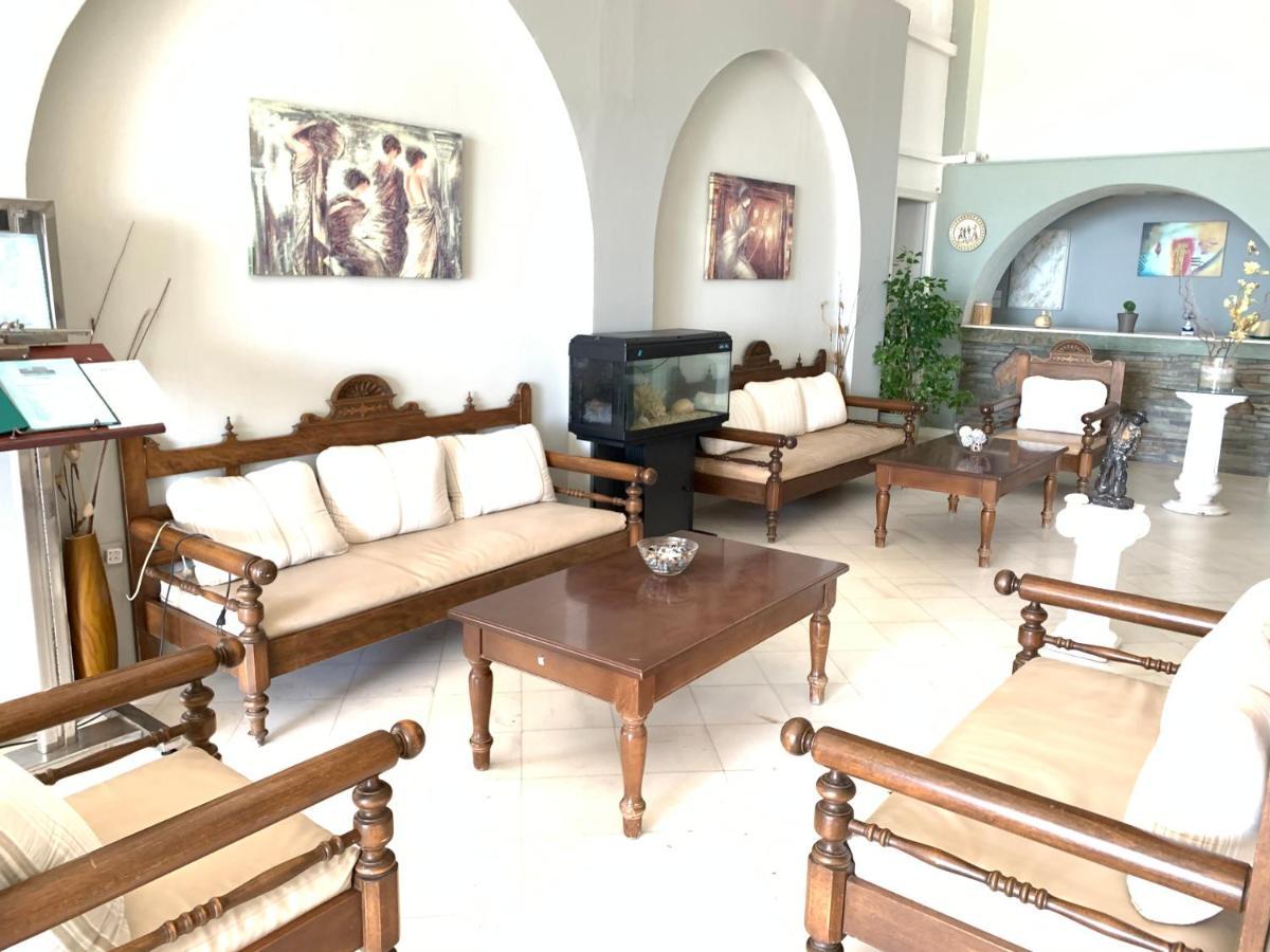Pandrossos - Parikia (Paros)