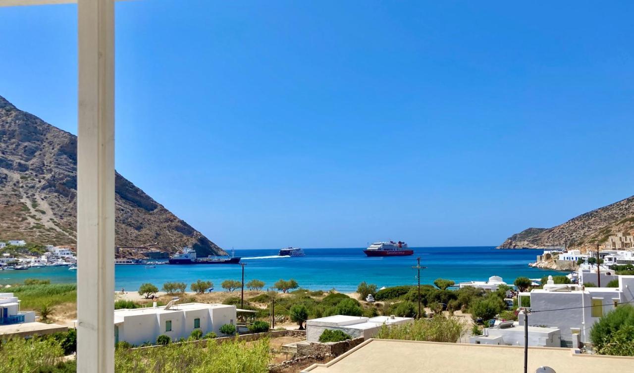 Alkyonis Kamares (Sifnos)