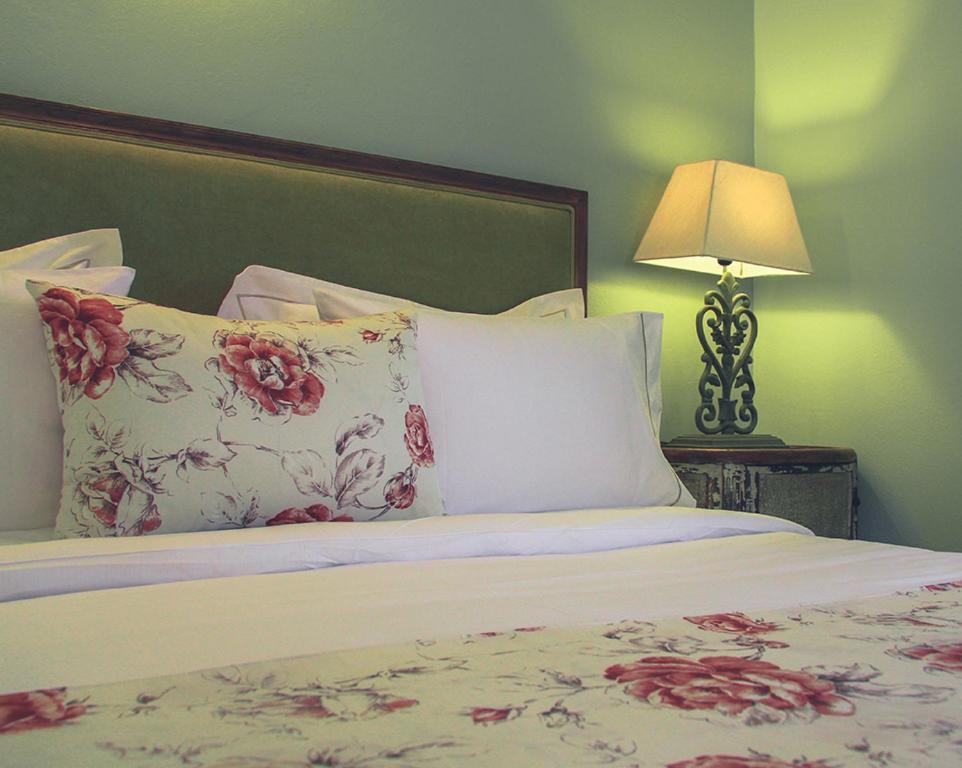 Liotrivi Historical Mansion And Boutique