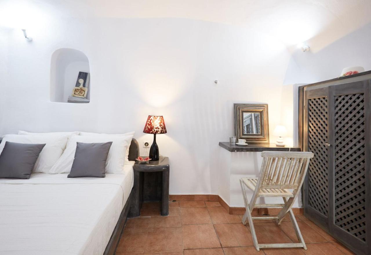 Elegant Santorini House Villa Horizon Caldera View-Outdoor Hot Tub Oia
