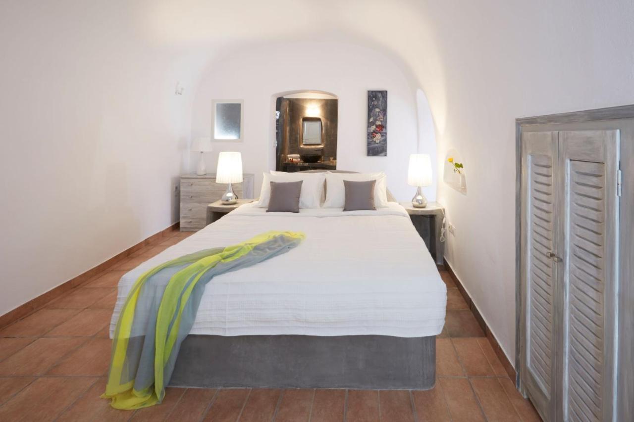 Elegant Santorini House Villa Horizon Caldera View-Outdoor Hot Tub Oia *