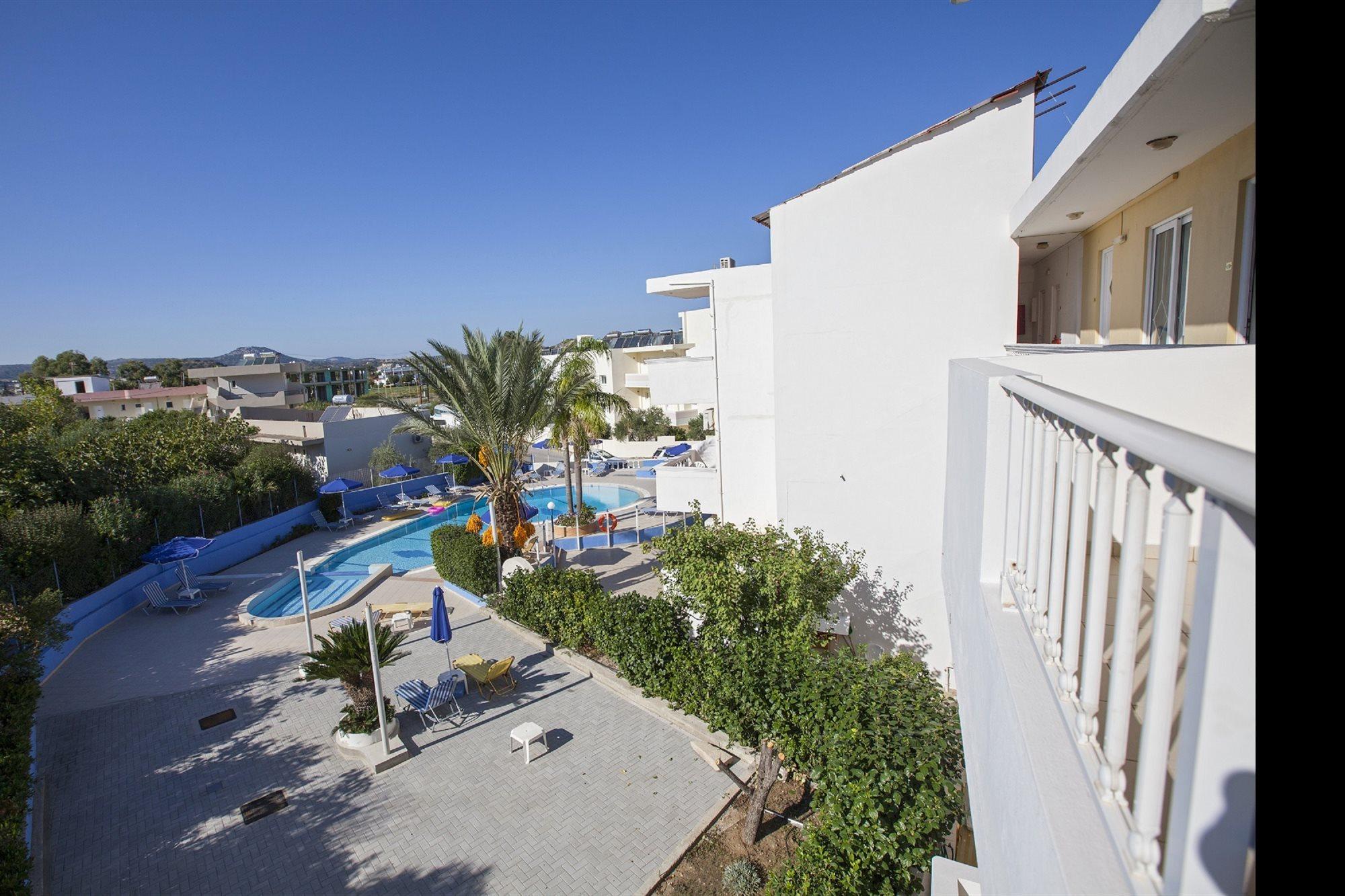 Moscha Aparthotel 2*