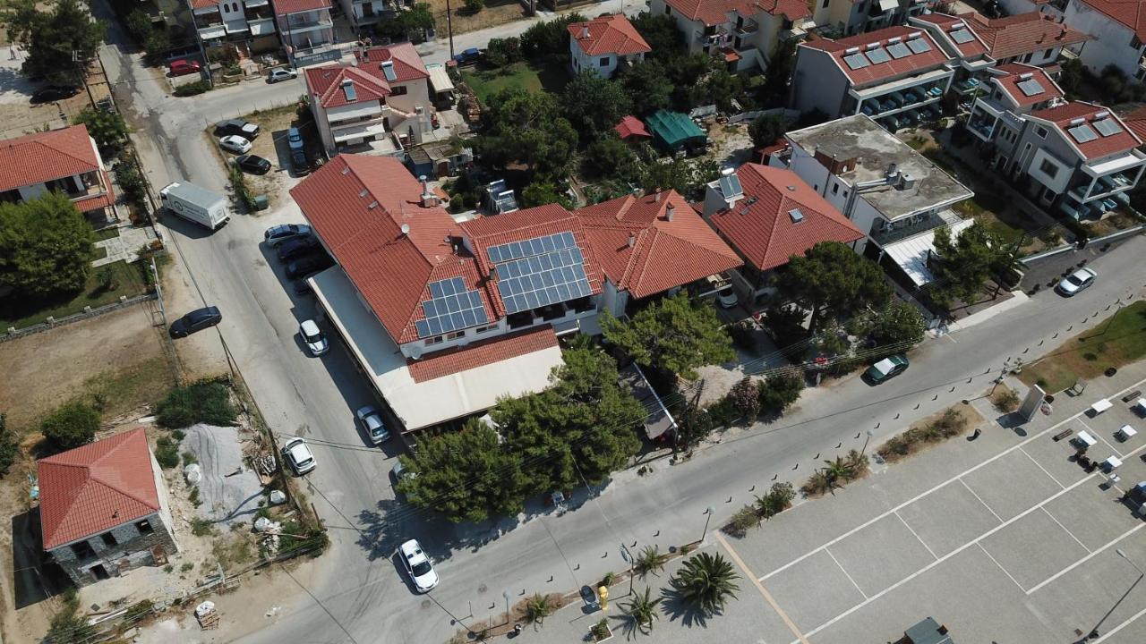 Marina Hotel 2*
