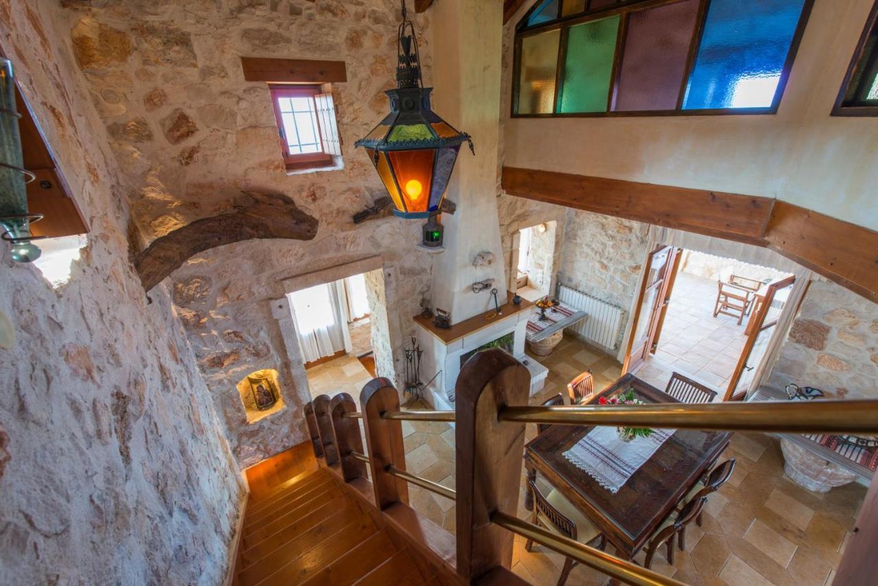 Luxury Harron 4 Bed Private Pool Agios Nikolaos Villa *