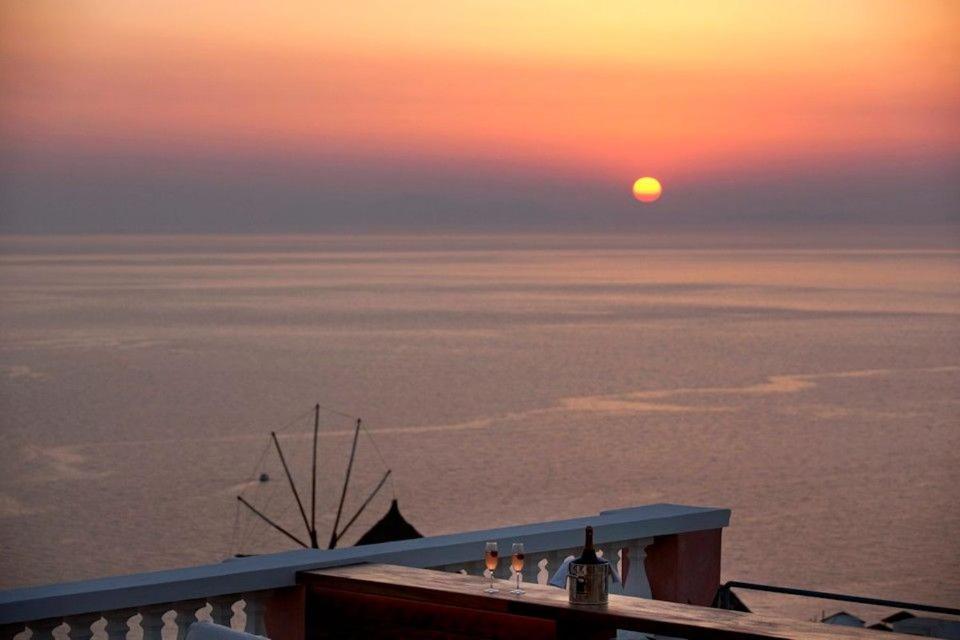 Villa Luxury Santorini Sunset Jacuzzi Panoramic Sunsetsea View 4 Bdr