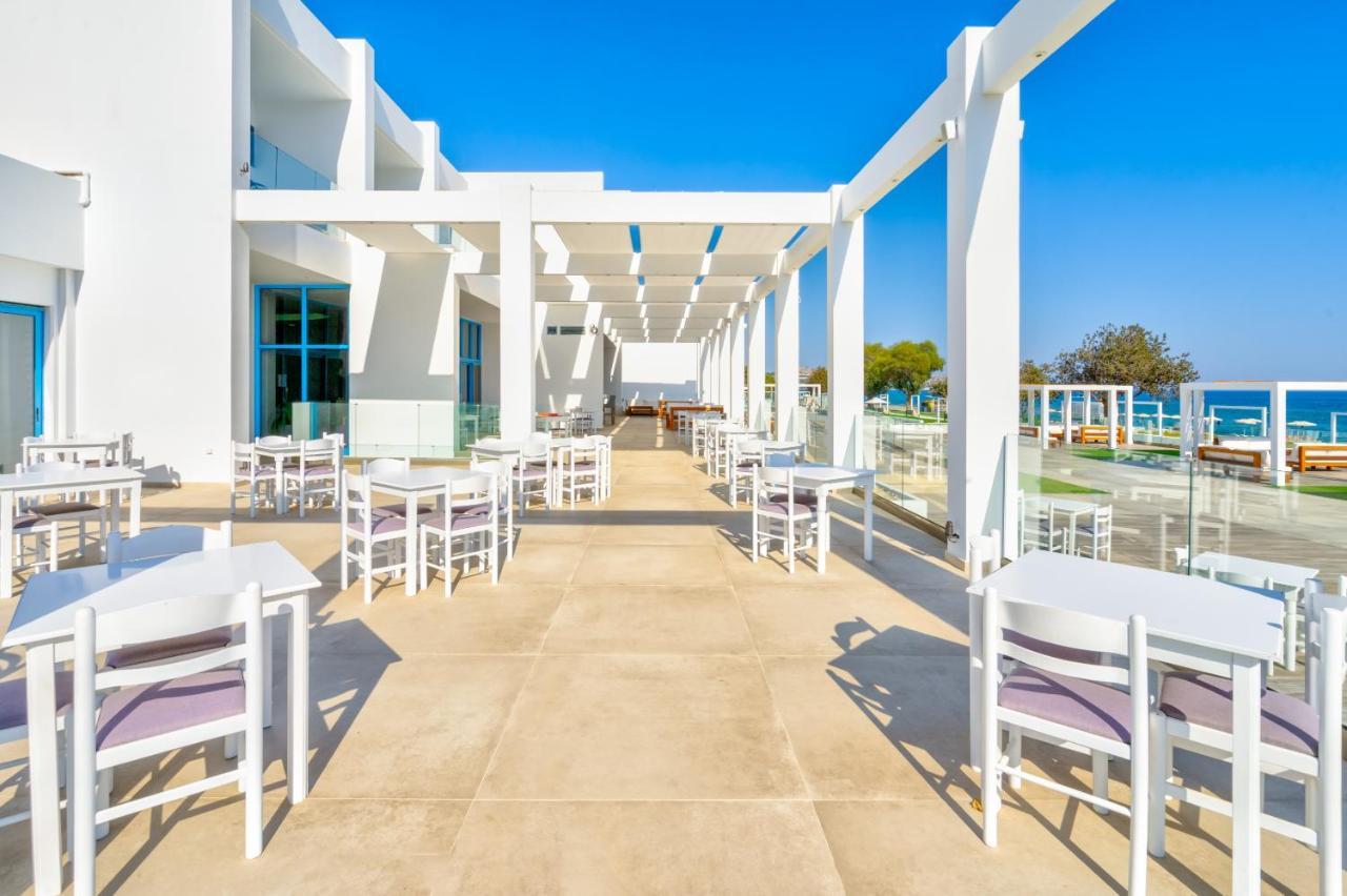 Hotel Kamari 4*