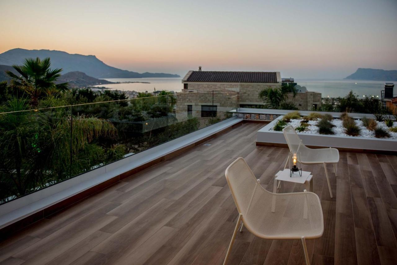 Lydia I Superb Views, Two Pools, Next To The Kissamos