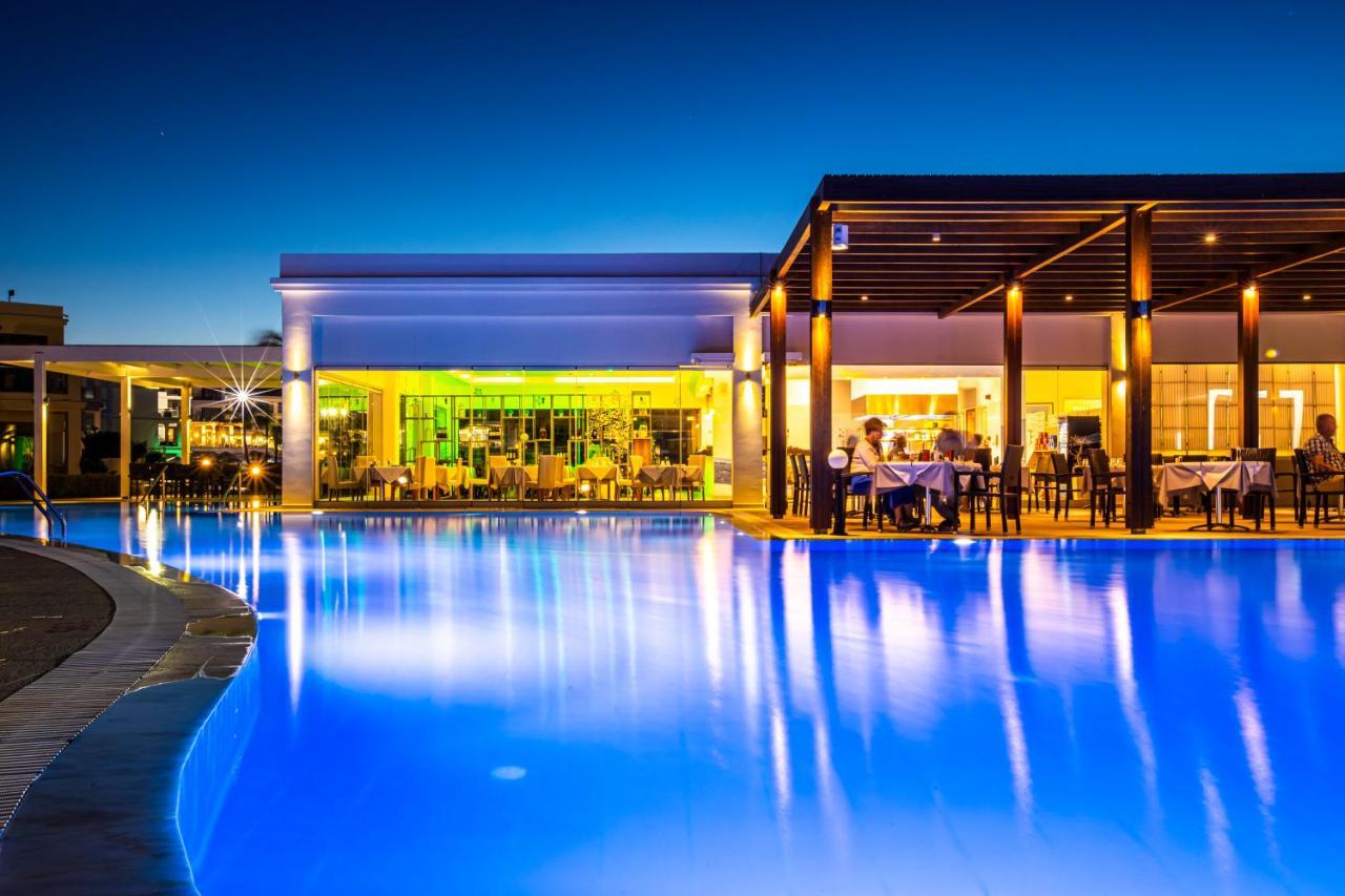 Asterias Hotel