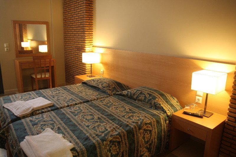 Hotel Argiri 2*