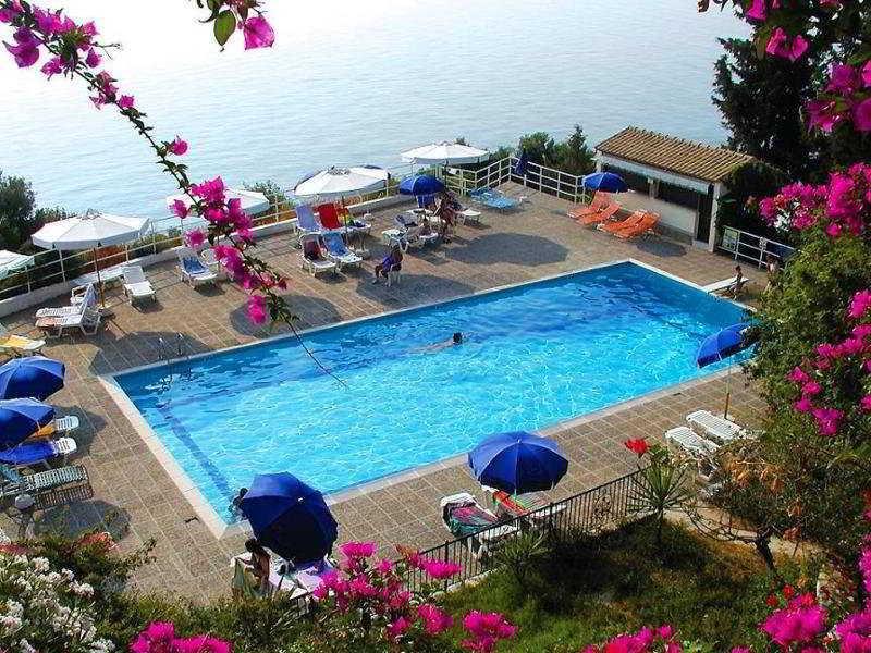 Achilles Beach Hotel