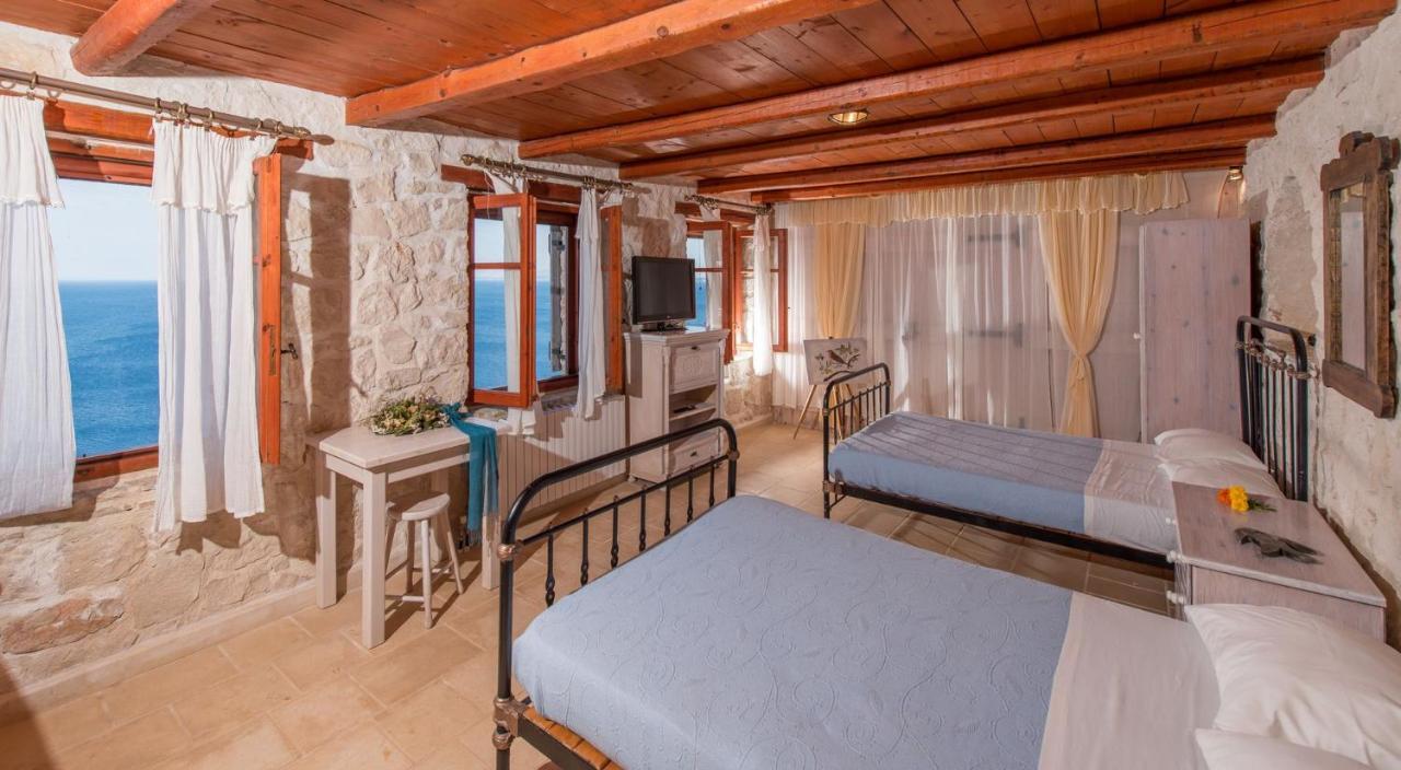 Luxury Harron 4 Bed Private Pool Agios Nikolaos Zakynthos Town