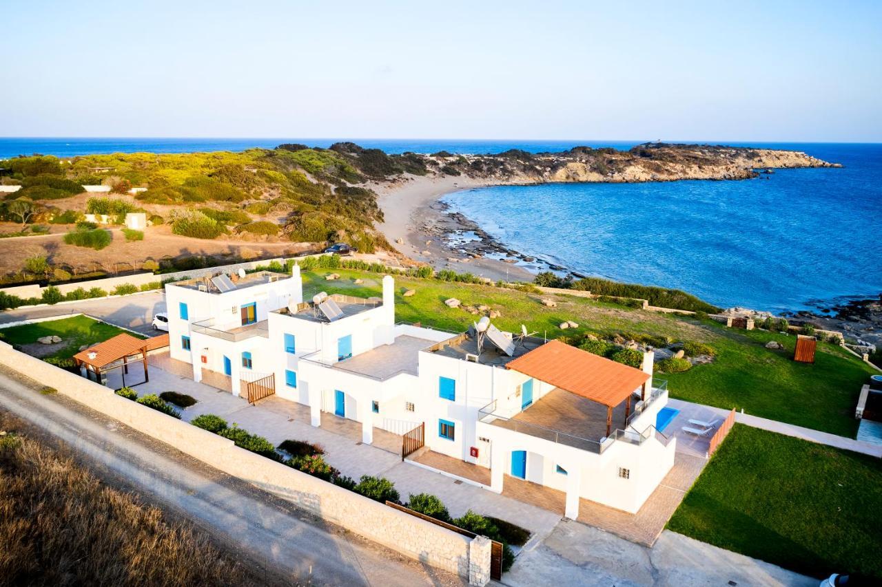 Nerida Beachfront Villa *