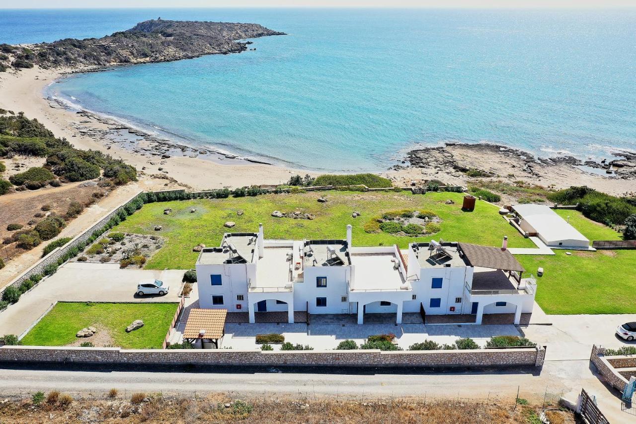 Villa Nerida Beachfront *