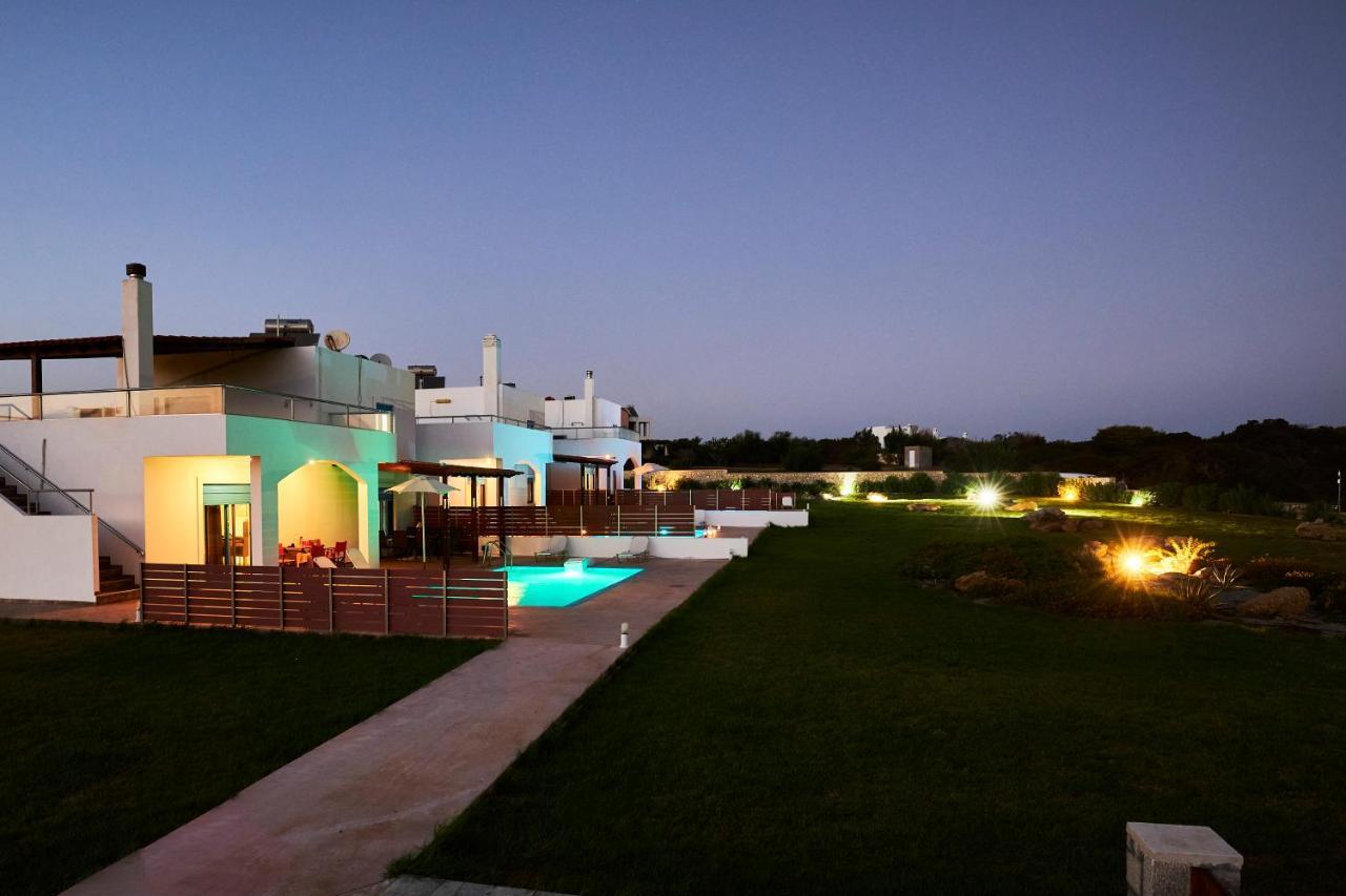 Villa Nerida Beachfront