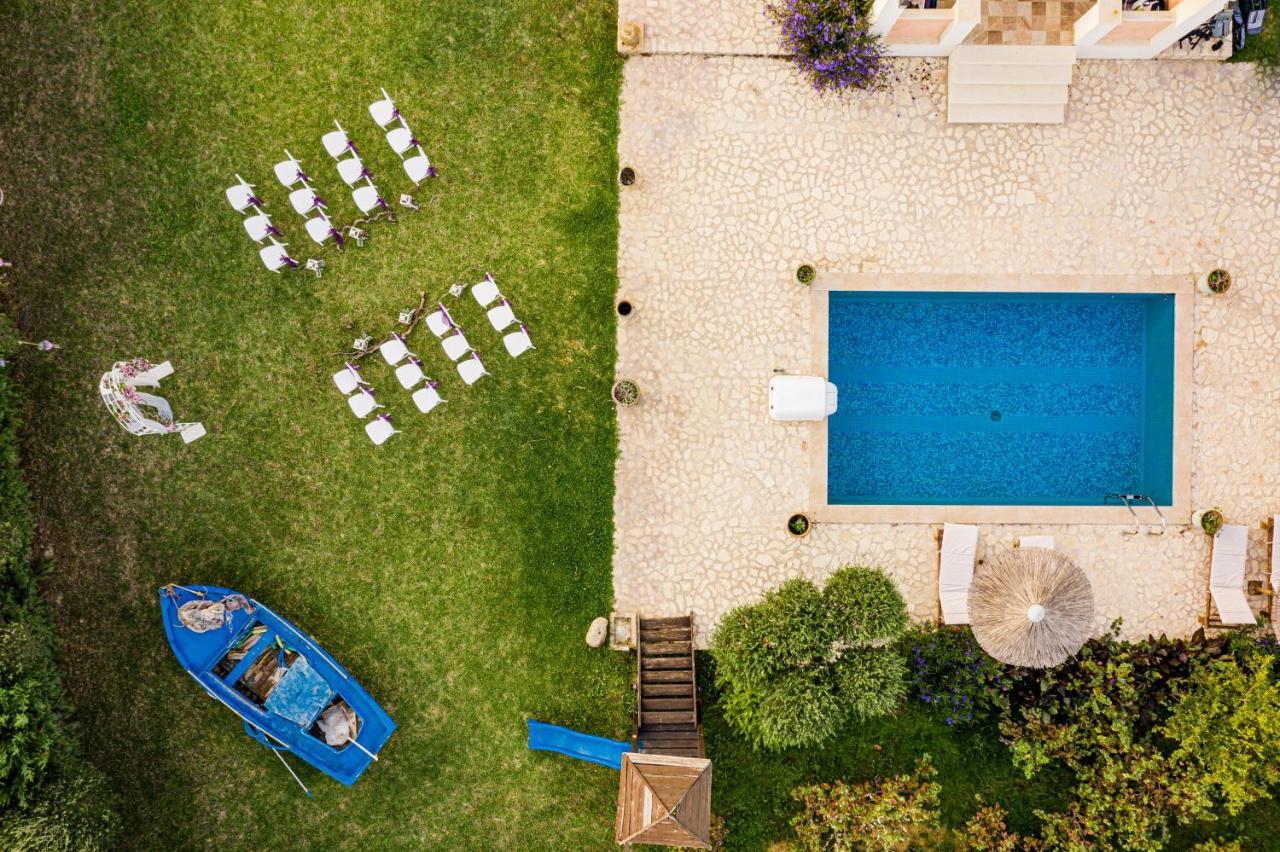 Agro Art Boutique & Luxury - Two Art With Pools, Unique Decors, And A Treehouse Option Villa