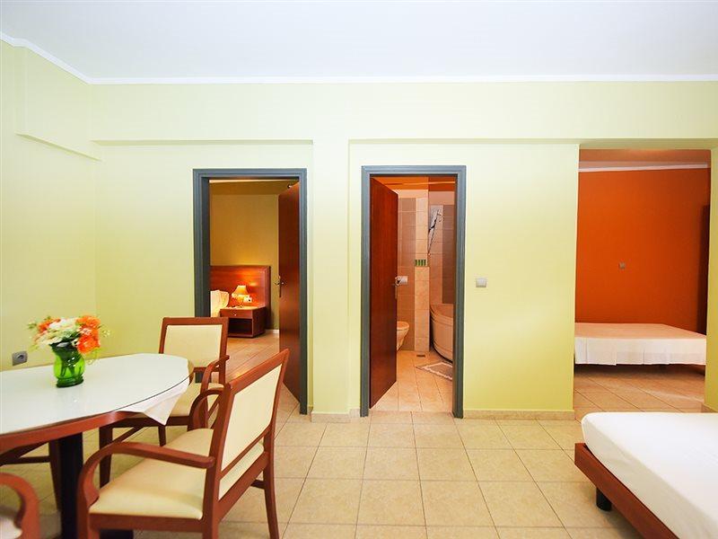 Aparthotel Esmeralda