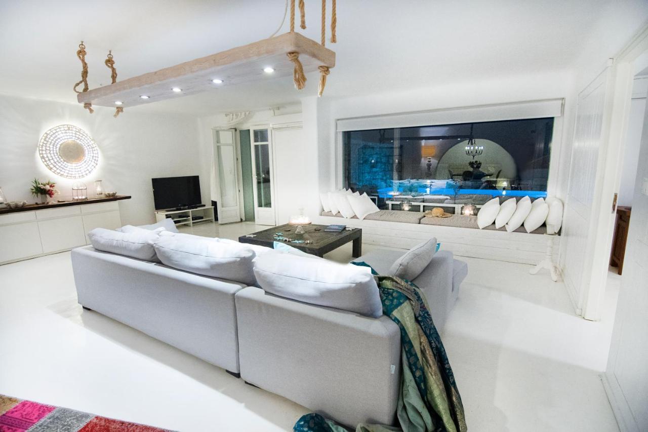 Mando Pool Villas W Sea Views - Five Bedrooms *