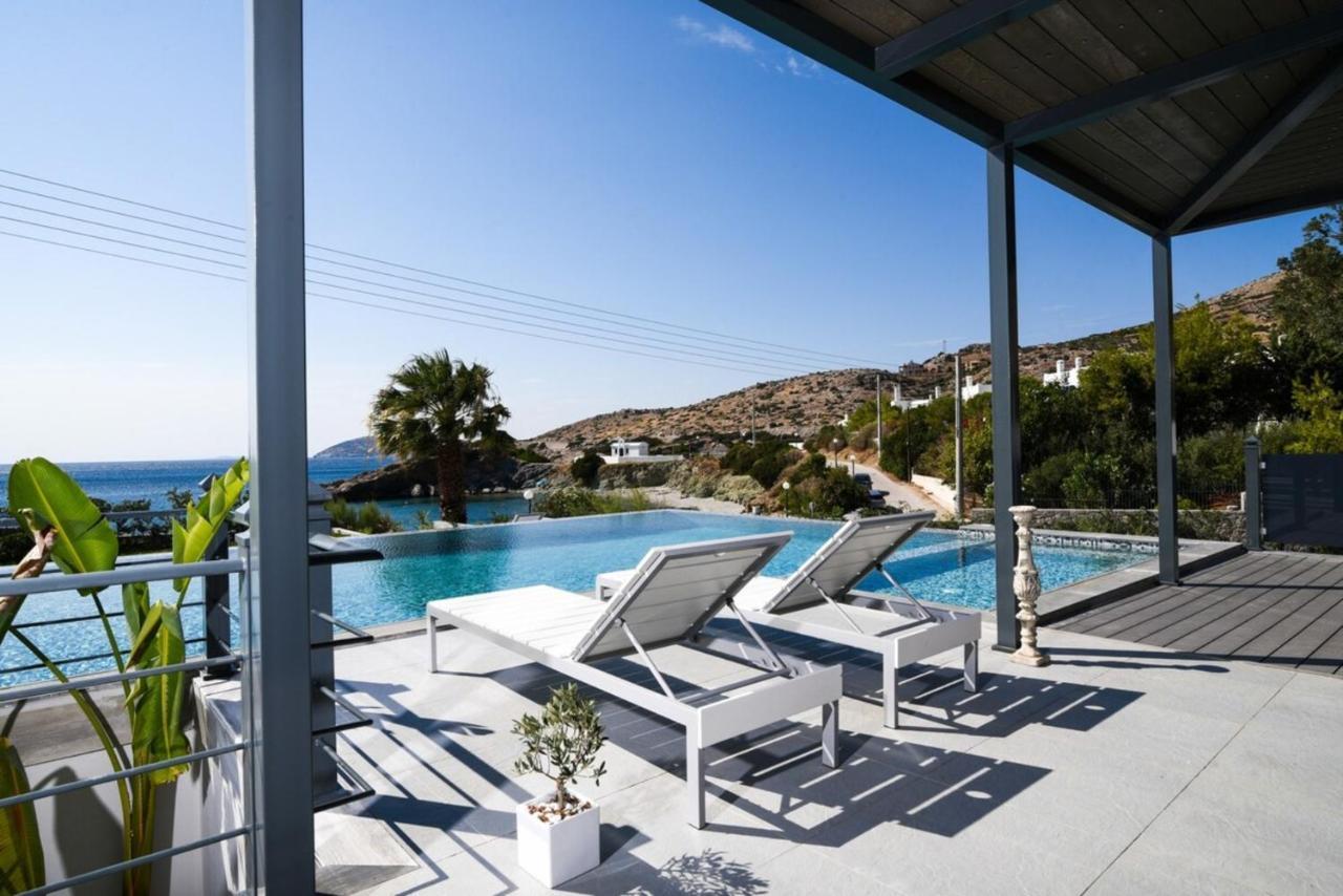 Luxury Beachfront Selenia Platinum In Sounio *