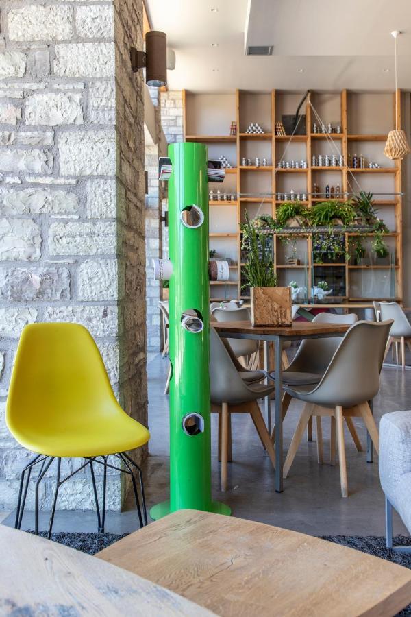 Oniropetra Boutique Hotel Karpenisi
