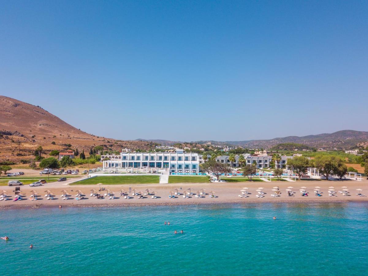 Kamari Hotel 4*