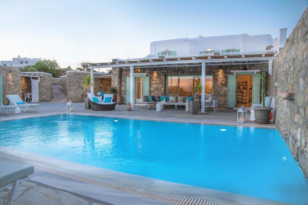 Mando Pool Villas W Sea Views - Five Bedrooms Villa *
