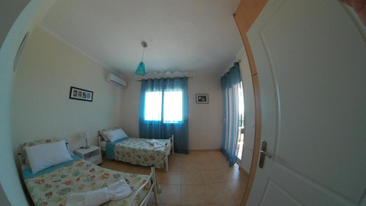 Beach Two Bedroom Maisonette With Sea View Holiday home
