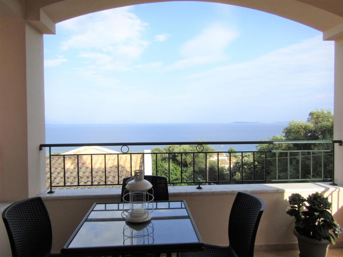Beach Two Bedroom Maisonette With Sea View *