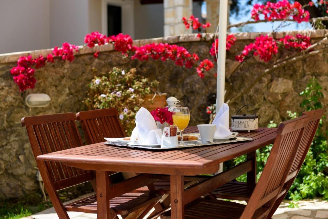 Villa Luxury Corfu Villa Villa Dassia Rose Private Pool 4 Bedrooms Dafnila