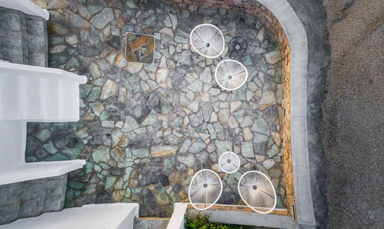 Michalis Studios