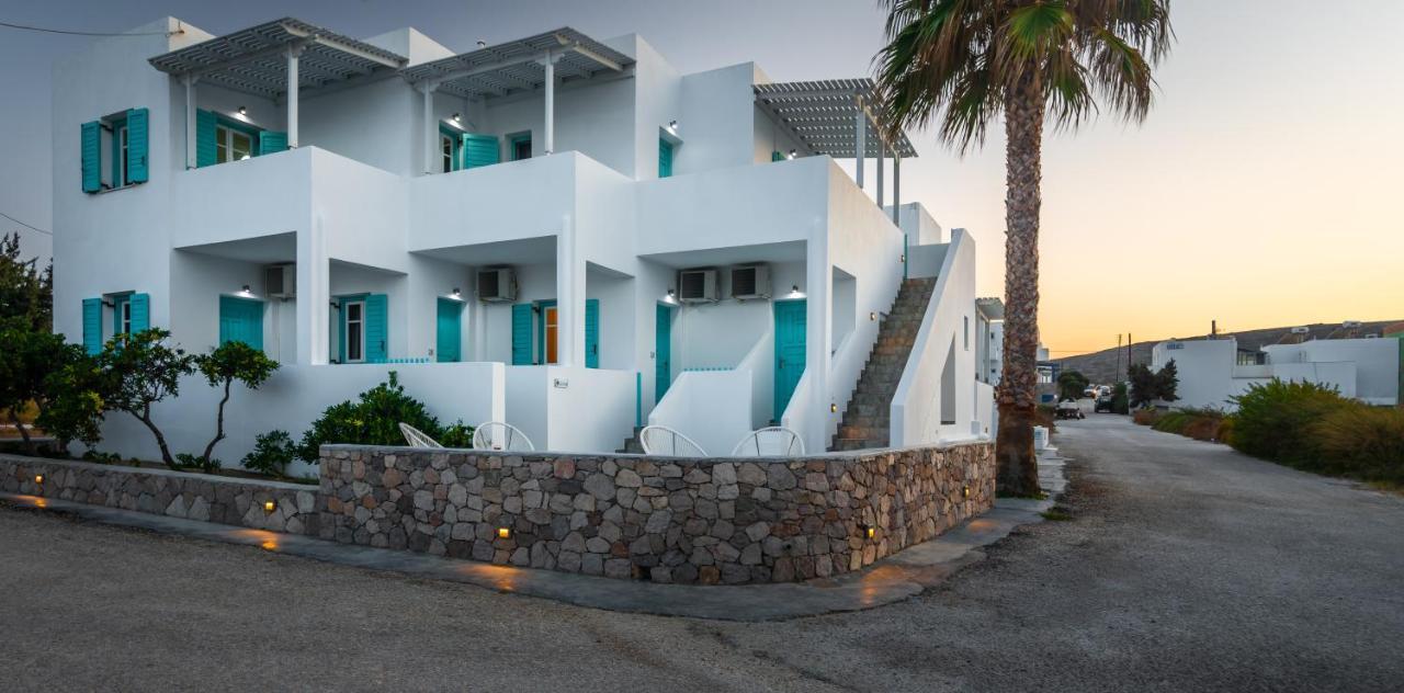 Michalis Studios * Pollonia