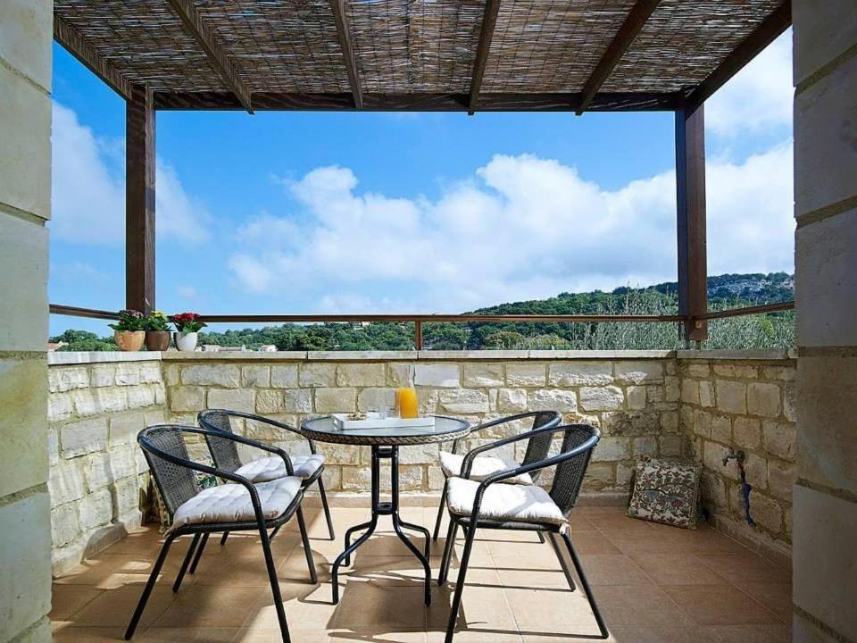 Vederi Estate Villa Kalipso
