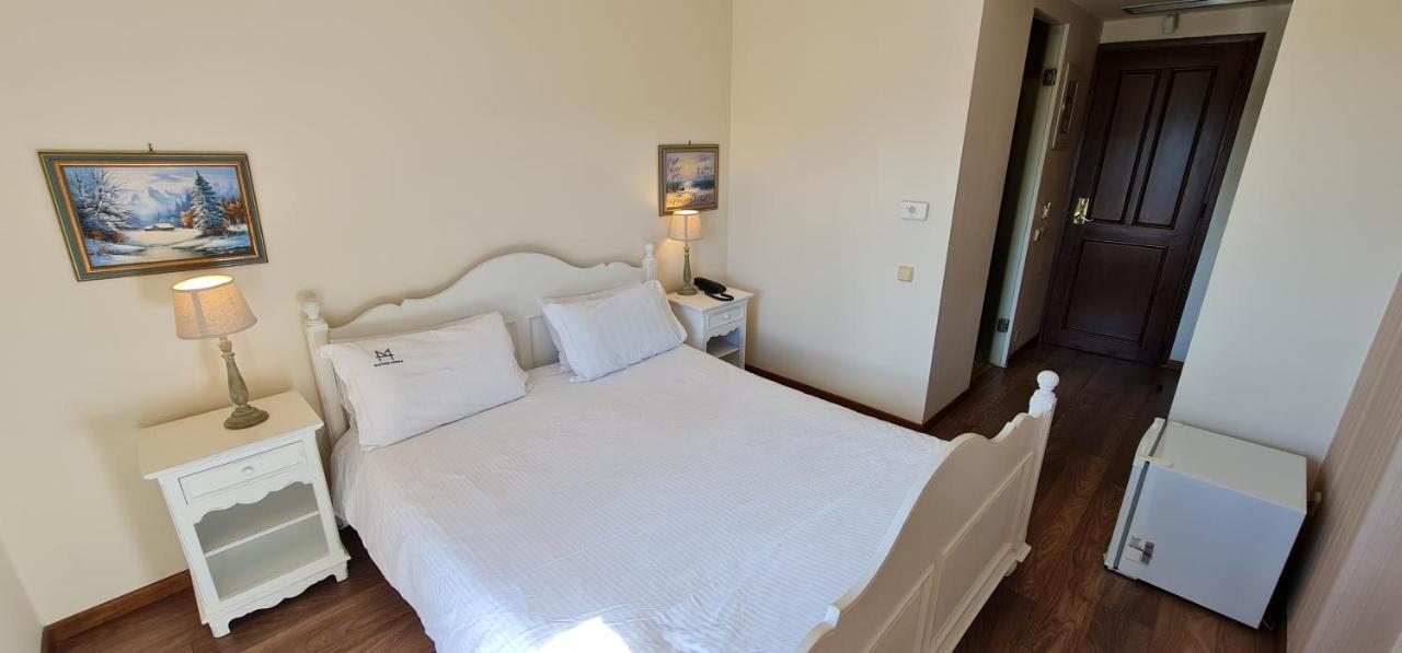 Manthos Mountain & Hotel