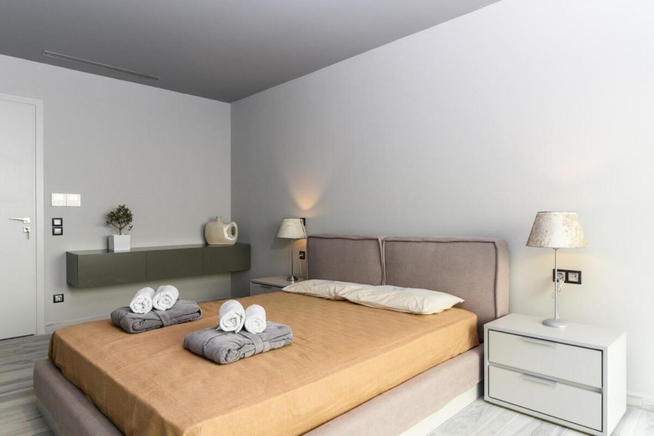 Villa Luxury Beachfront Selenia Platinum In Sounio *