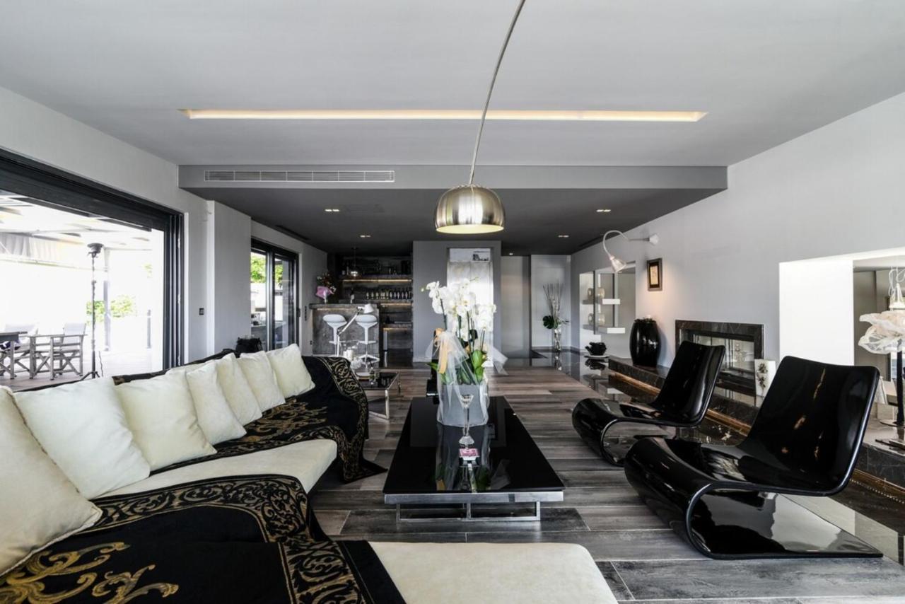 Villa Luxury Beachfront Selenia Platinum In Sounio *