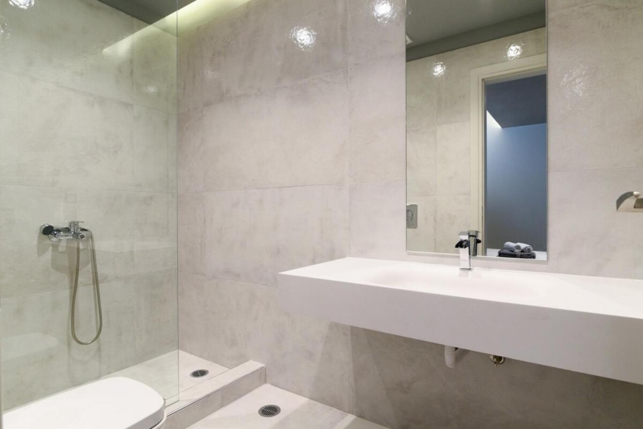 Luxury Beachfront Selenia Platinum In Sounio