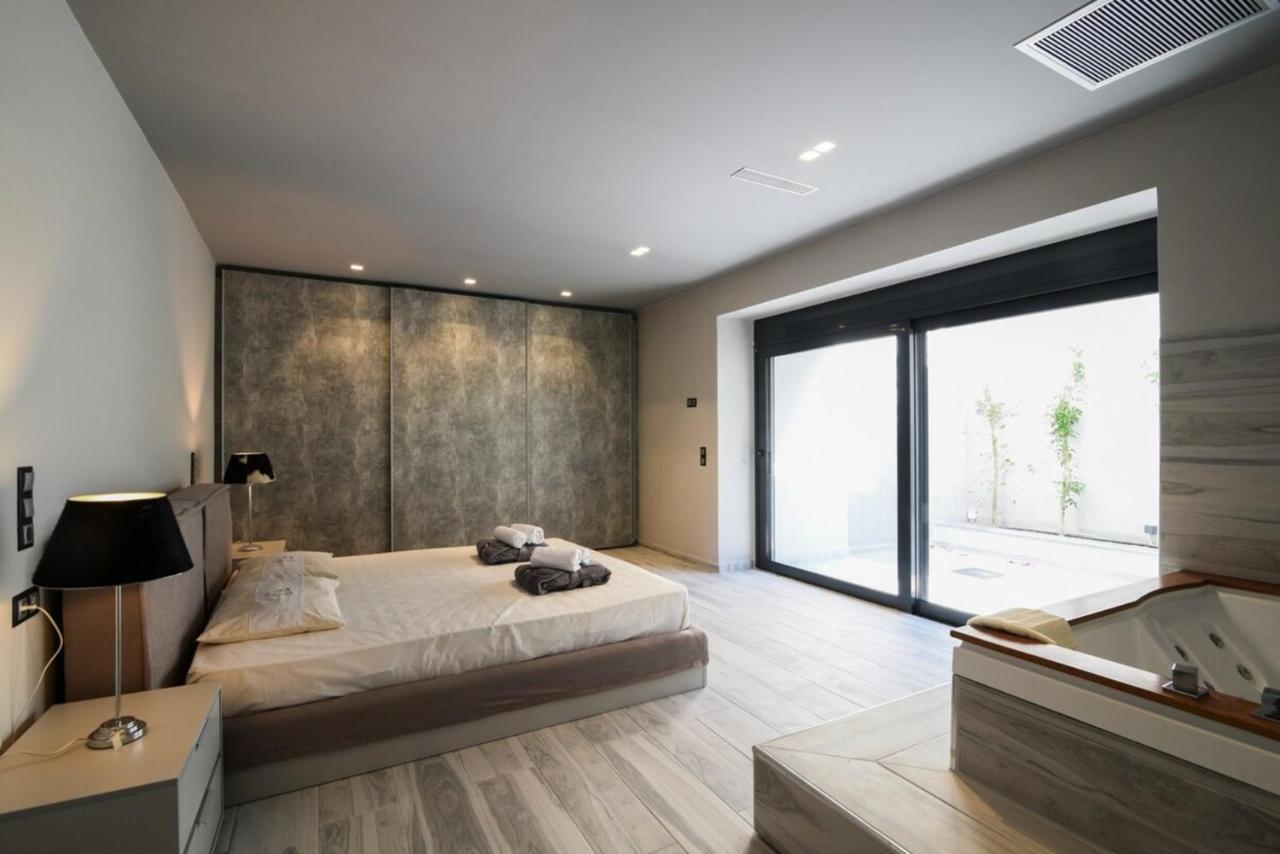 Luxury Beachfront Selenia Platinum In Sounio Villa *