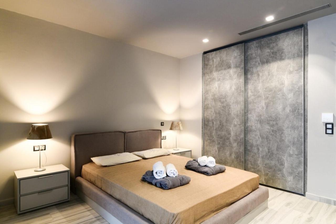 Luxury Beachfront Selenia Platinum In Sounio Villa