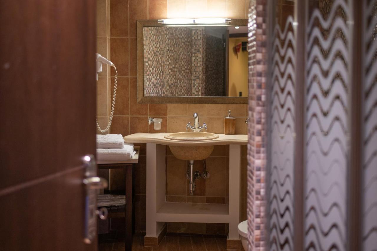 Guest house Vathyskia *