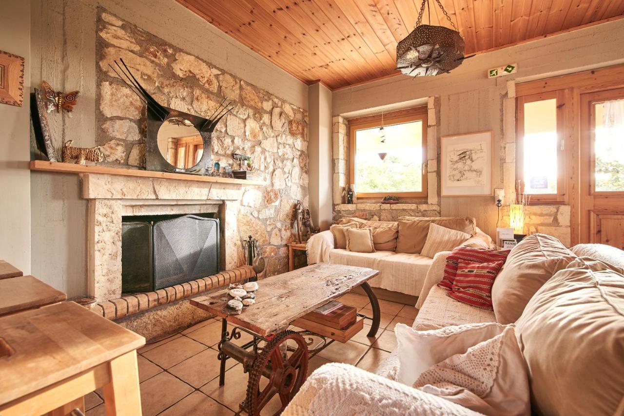 Elisson Guest house