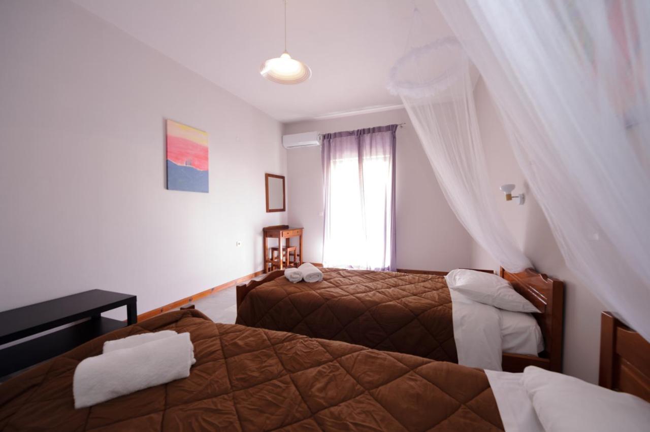 Hotel Elias & Vasili House