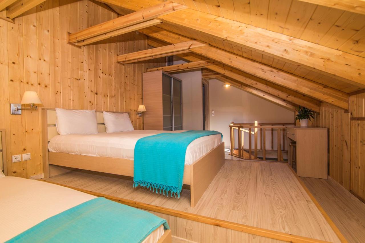 Hotel Grand Theoni Boutique & Vasiliki (Lefkada)