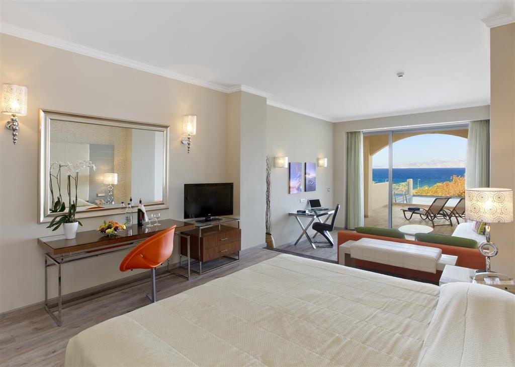 Atrium Platinum Luxury And Rhodes City