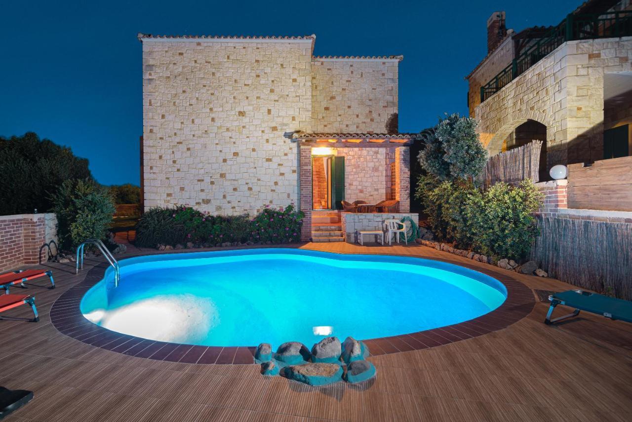 Neriides Villa *