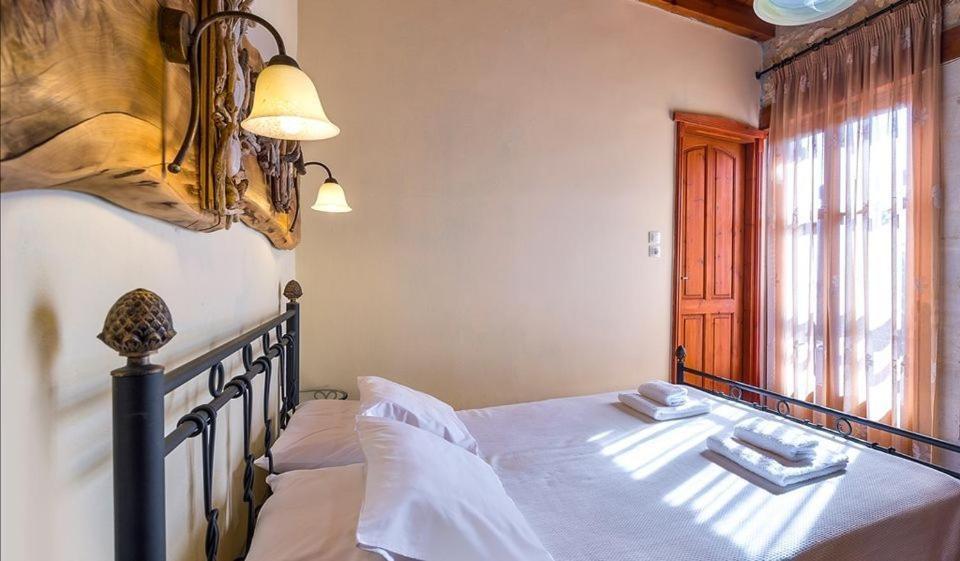 Villa Amazing Villas In Crete Villa Asteri - Traditional Elegant Villa Asterion
