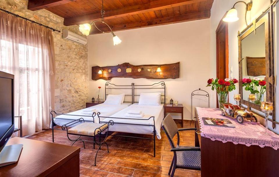 Amazing Villas In Crete Villa Asteri - Traditional Elegant Villa Villa *