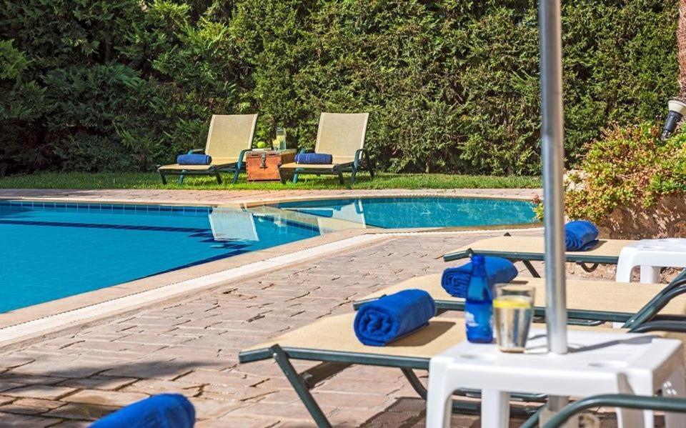 Amazing Villas In Crete Villa Asteri - Traditional Elegant Villa
